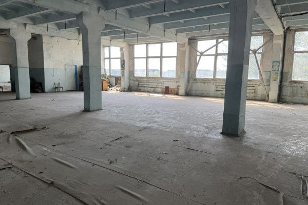 На промисловому майданчику розташовані виробничі, складські та адміністративні будівлі (фото InVenture)