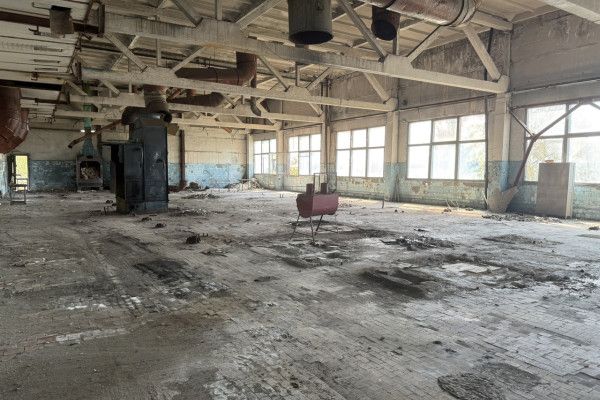 На промисловому майданчику розташовані виробничі, складські та адміністративні будівлі (фото InVenture)