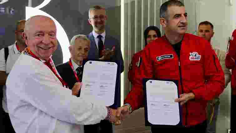 Компанія Baykar і Мала академія наук створять центр авіаційних та космічних технологій