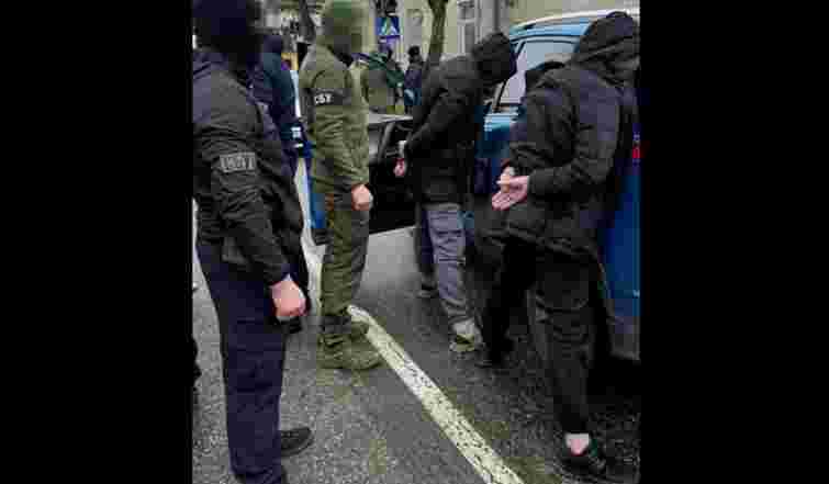 На Львівщині засудили банду рекетирів за вимагання грошей у переселенців