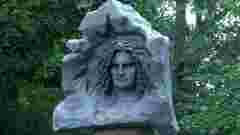 У місті на Житомирщині встановили триметровий памʼятник Кузьмі Скрябіну