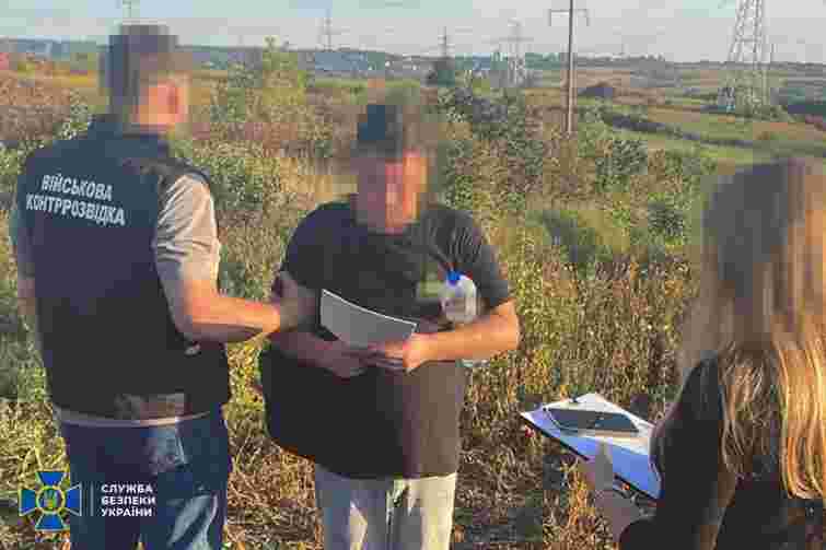 У Хмельницькому затримали навідника російських ракет на аеродроми та енергооб’єкти