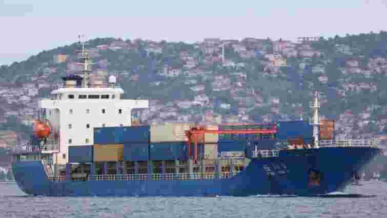 Китайське судно щонайменше тричі заходило в окупований порт Севастополя