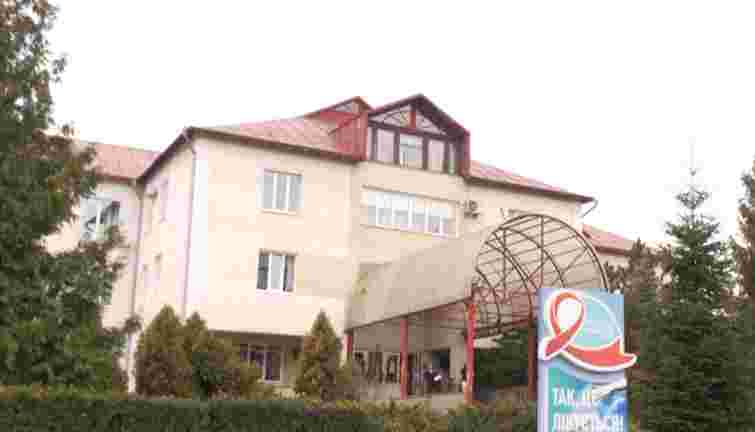 У Буковинському онкоцентрі запустили ще один лінійний прискорювач