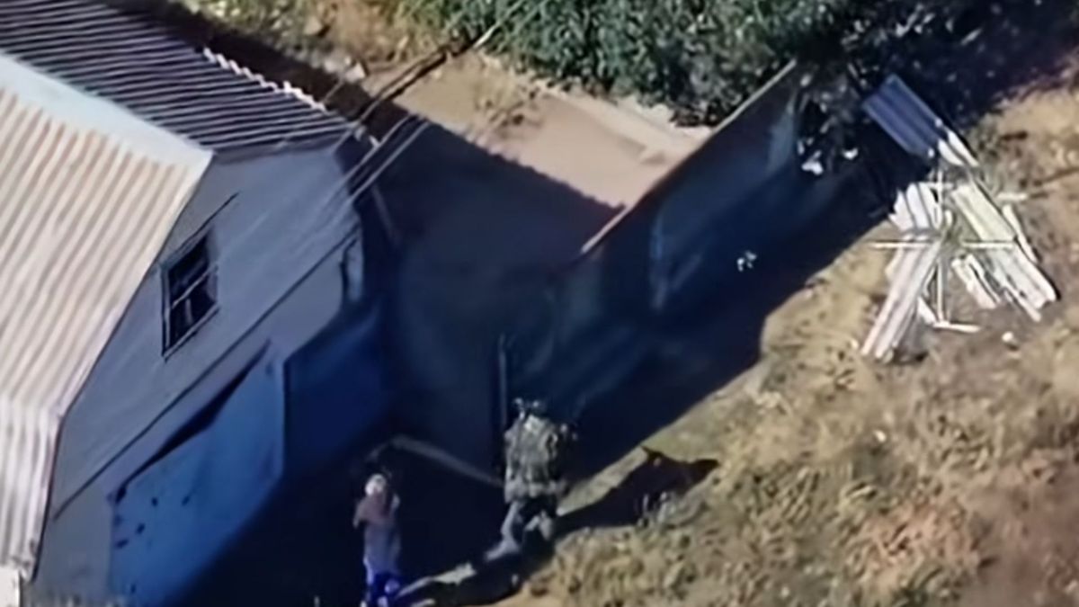 На Донеччині росіяни розстріляли сім'ю цивільних та захопили у заручники їхню доньку