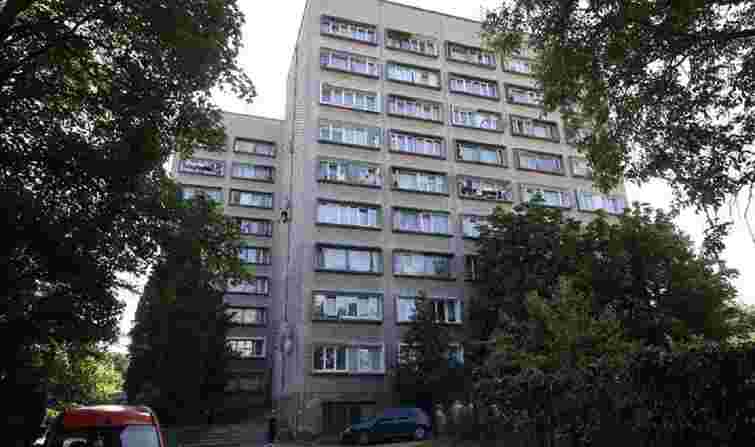 Суд остаточно передав гуртожиток заводу «Іскра» в комунальну власність Львова