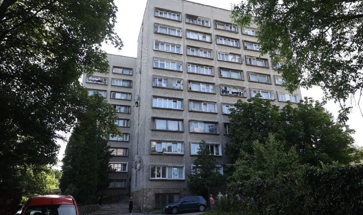 Суд остаточно передав гуртожиток заводу «Іскра» в комунальну власність Львова