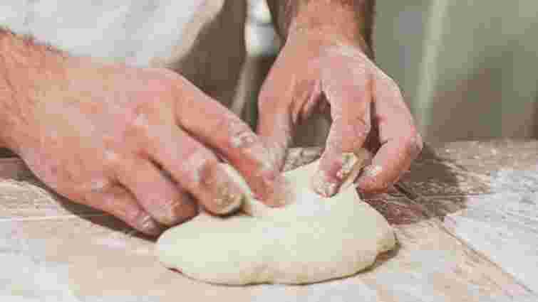 Вийдуть ніжними і не розваляться: яке борошно обрати для вареників 