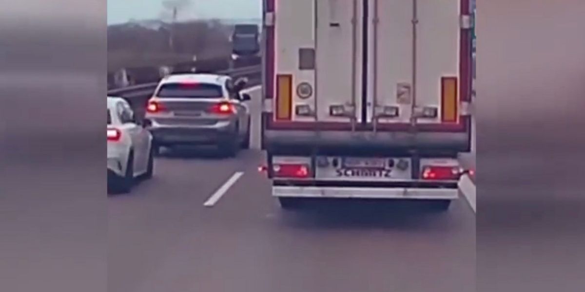 У Чехії двох українців судили за стрілянину з рогатки у вантажівку