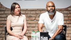 «Ця країна наче розколюється надвоє»