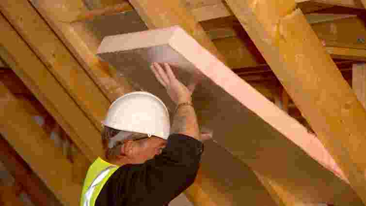 Не витрачайте зайві гроші: чим можна бюджетно утеплити дах будинку