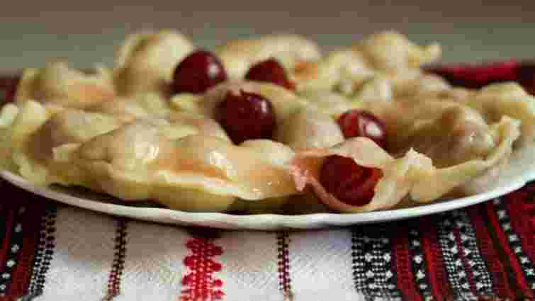 Обід зіпсовано: 6 причин, чому вареники тріскаються під час варіння