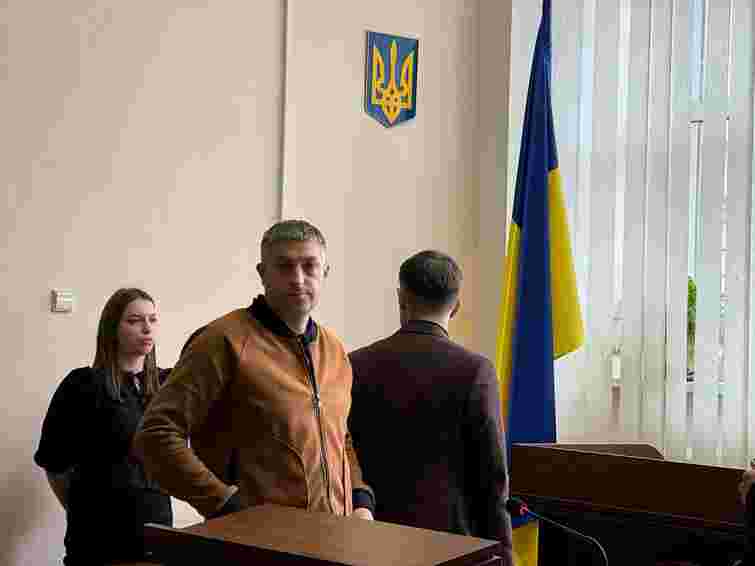 Підозрюваний у шахрайстві скандальний львівський забудовник вийшов з-під варти