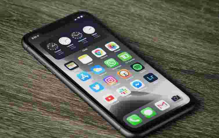 Львівський суд виніс вирок лікарю-інтерну за крадіжку iPhone