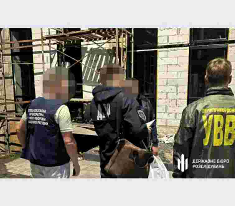 Підполковник з Хмельниччини вимагав хабар за переведення прикордонника в тил