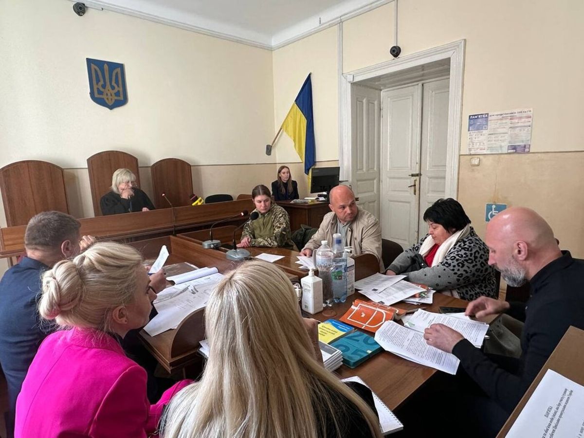 Підозрювану у смерті 5-річного хлопчика львівську лікарку відправили під домашній арешт
