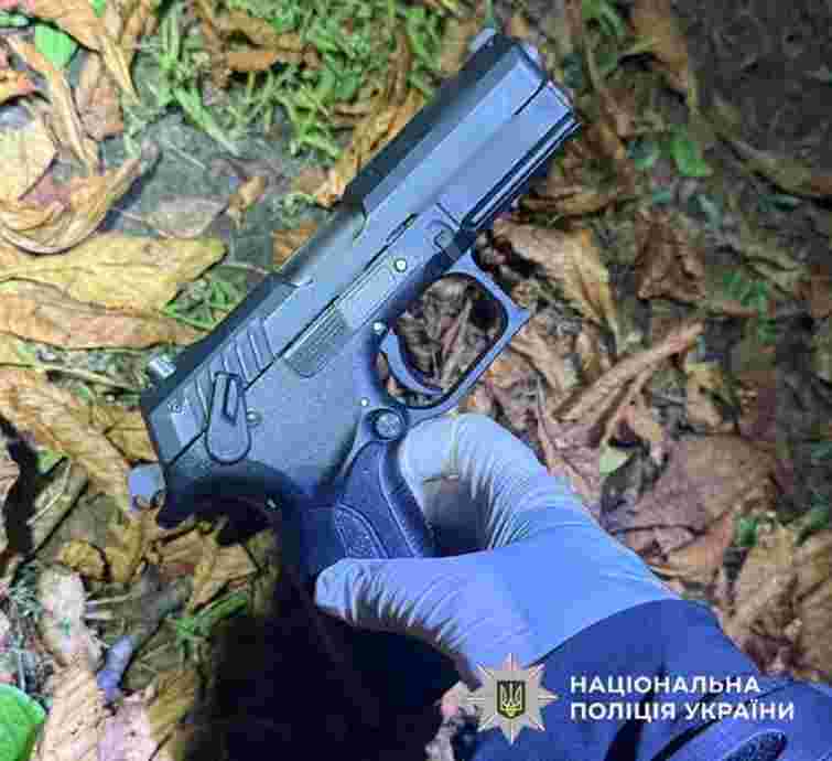 Під час комендантської години у центрі Львова сталася стрілянина