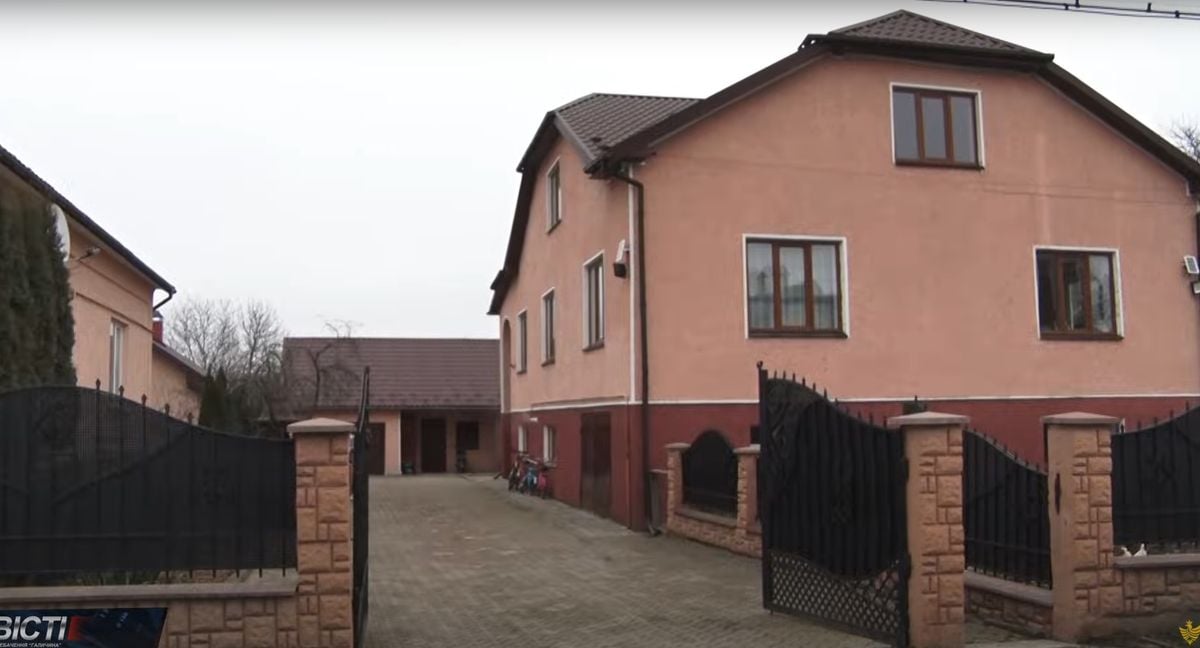 Поліція завершила розслідування катувань дітей у будинку сімейного типу в Галицькій громаді