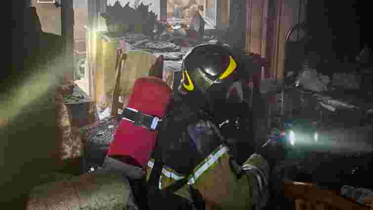 Через займання речей у квартирі на Левандівці загинула жінка та її кіт