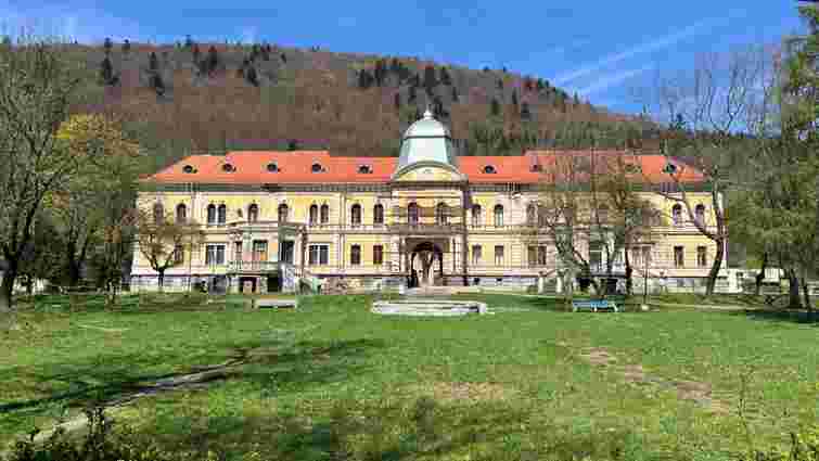 Від мисливського маєтку до екоосвітнього центру: нова місія палацу Гредлів у Сколе