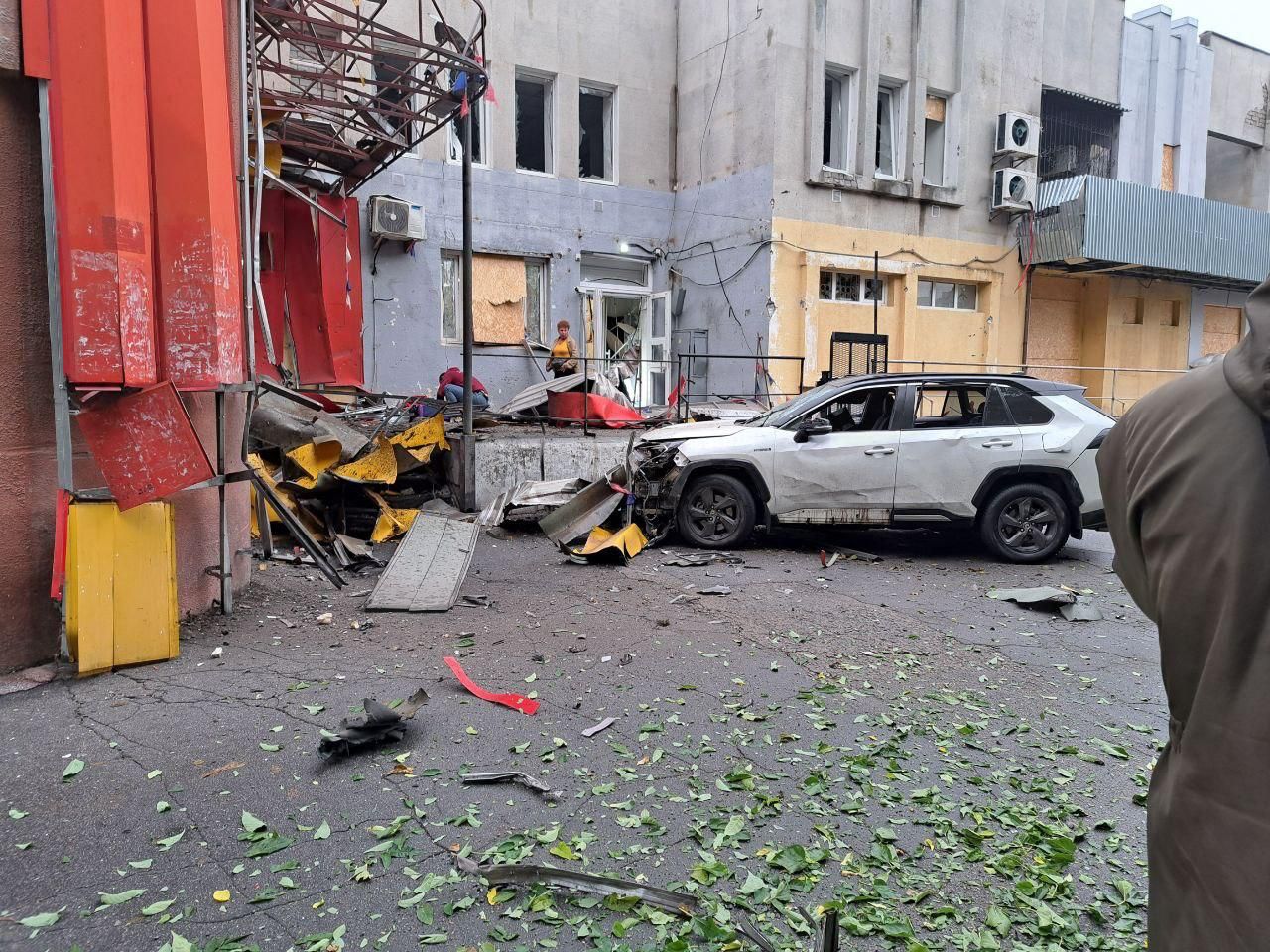 Фото Владіміра Сальдо, місце атаки БпЛА, де зазнав травм Владімір Леонтьєв