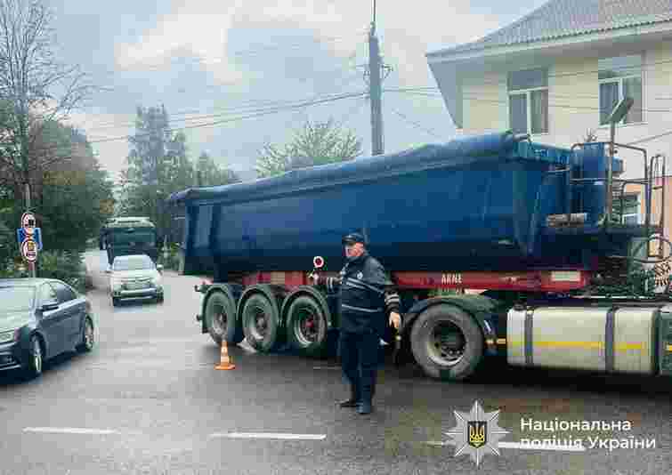 У Яремчі водій фури на смерть збив пенсіонерку