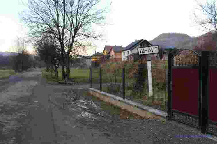 Поліція розслідує жорстоке побиття закарпатця 14-річним підлітком