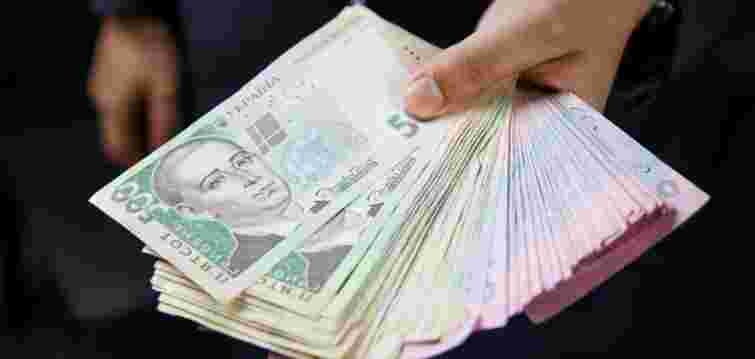 Тринадцята зарплата в Україні: хто може розраховувати на додатковий бонус у кінці року