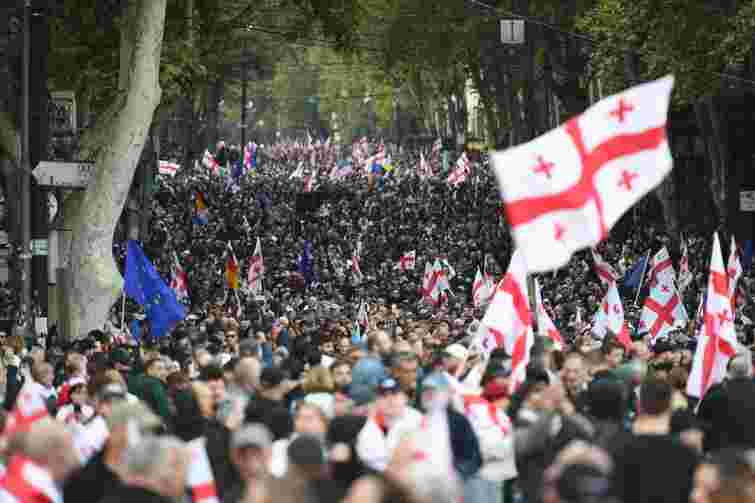 На місцевих виборах у Грузії з великою перевагою перемогла проросійська «Грузинська мрія»