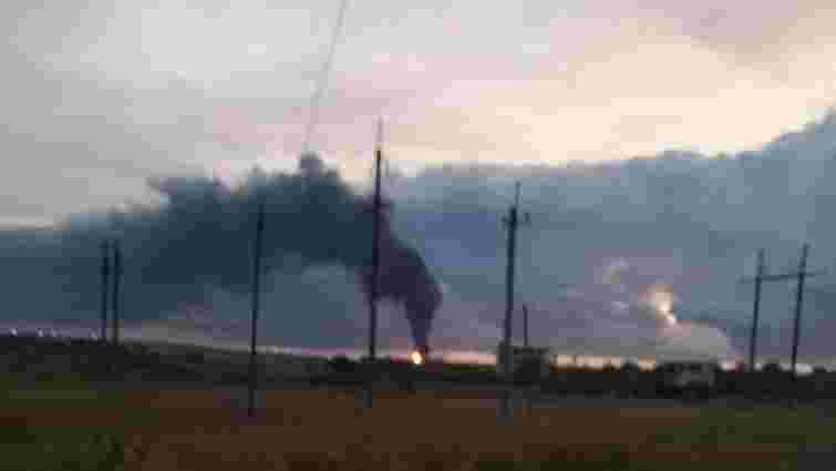 У Феодосії після атаки БпЛА на Крим спалахнула нафтобаза