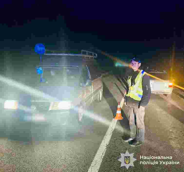 У потрійній аварії біля Франківська загинув пішохід