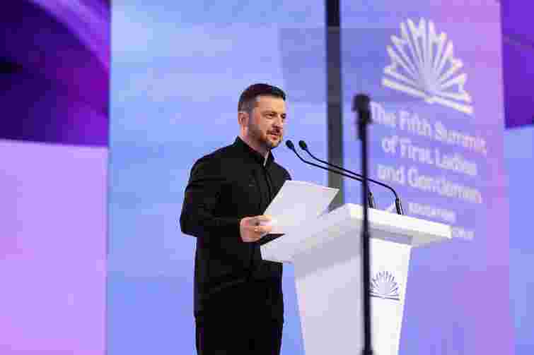 Зеленський заявив, що Україна приєднається до ЄС попри позицію Орбана