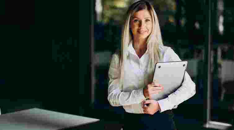 Точно не послиця: як правильно утворити фемінітив від слова «посол»