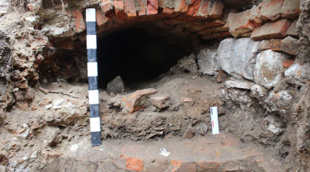 Цегляна арка