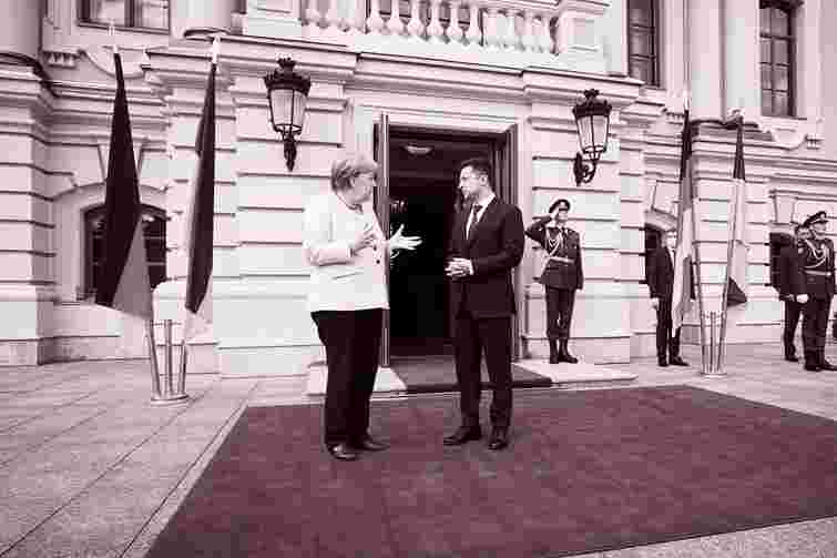 Таки фрау Ріббентроп?