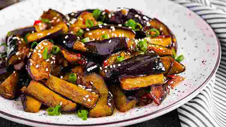 Гостра закуска з баклажанів. Рецепт дня