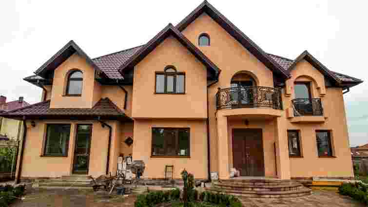 За час війни приватні будинки в західному регіоні подорожчали майже вчетверо