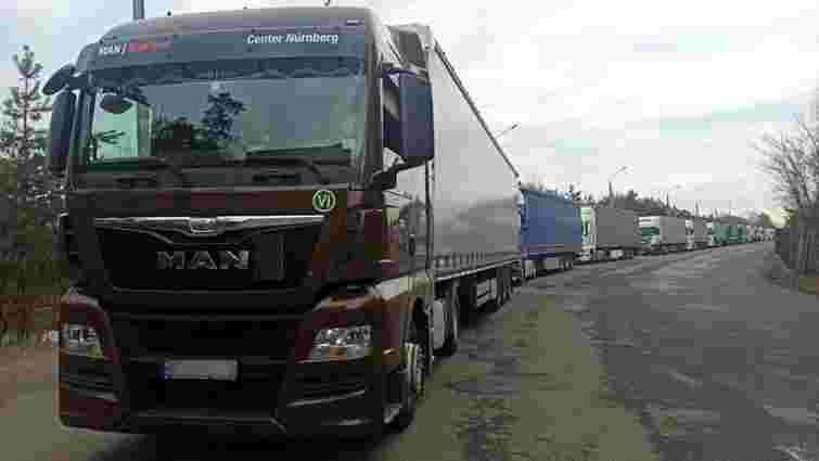 Суд виніс вирок закарпатцям, які крали пальне з фур на трасі Київ – Чоп