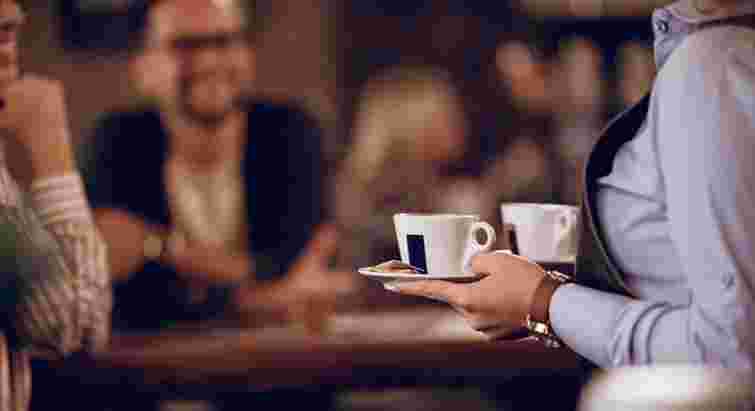 То як в біса правильно: каварня чи кав’ярня?