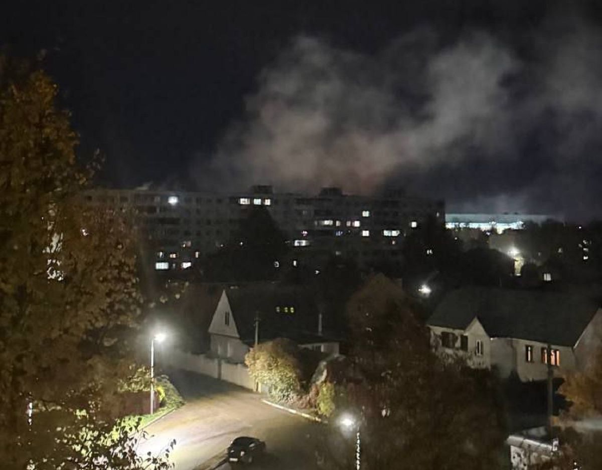У Росії після атаки БпЛА лунали вибухи біля авіазаводу та підстанції 