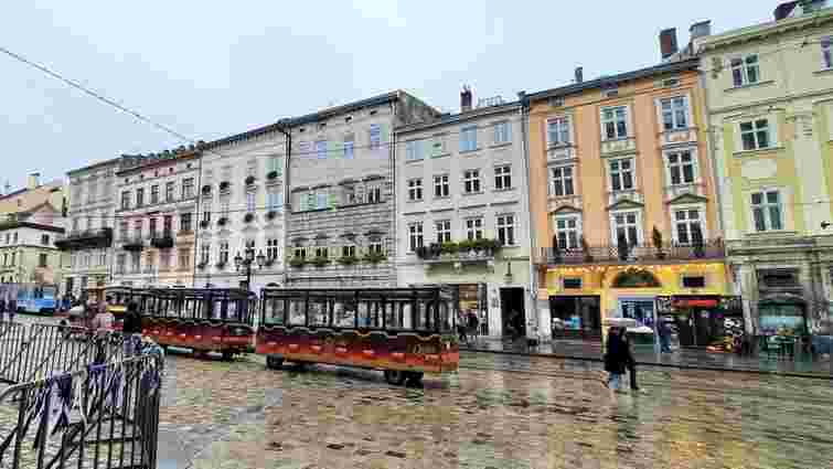 Справжня холодна осінь: львівські синоптики розповіли про погоду на тиждень