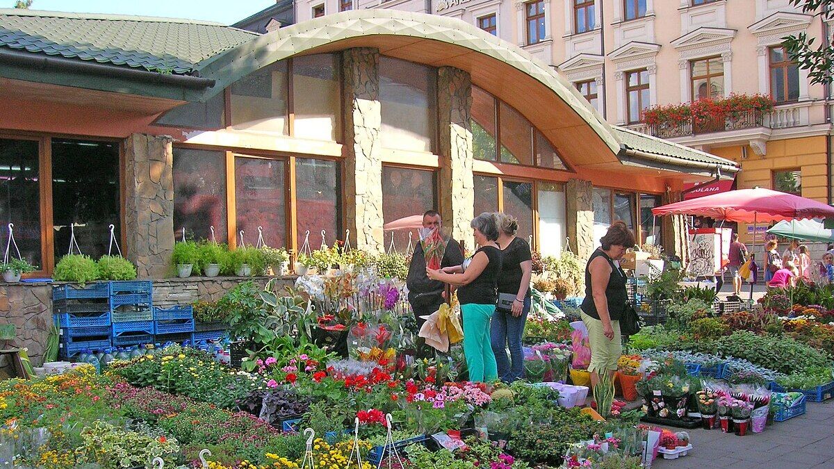 Апеляційний суд продовжив власнику «Галицького ринку» термін оренди землі в центрі Львова