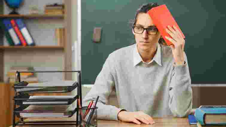 За десять років кількість вчителів в Україні скоротилася майже на 20%