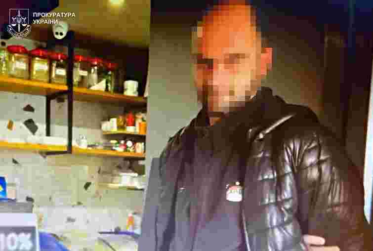 Мешканець Самбора отримав п'ять років тюрми за крадіжку скриньки для пожертв на ЗСУ