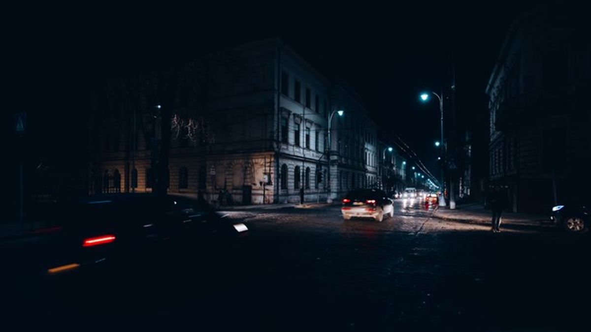 Усе, що відомо про відключення світла в Чернівецькій області