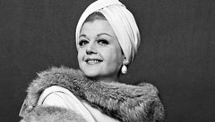 Вона зіграла вбивство: Анджелі Ленсбері виповнилося б 100 років