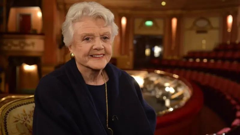 Анджела Ленсбері у 2020 році (фото IMDb)