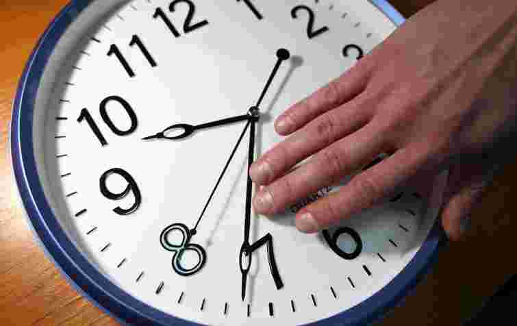 Година вперед чи назад: уже наступного тижня Україна переходить на зимовий час
