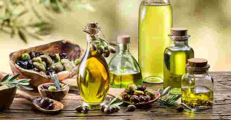 Чим оливкова олія першого віджиму корисна для здоров’я серця, мозку, кісток та шкіри 