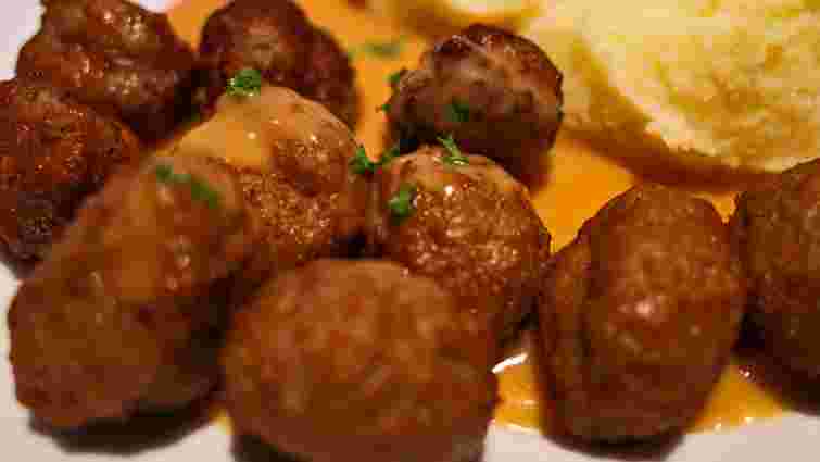 Чому фрикадельки розвалюються: типові помилки під час приготування